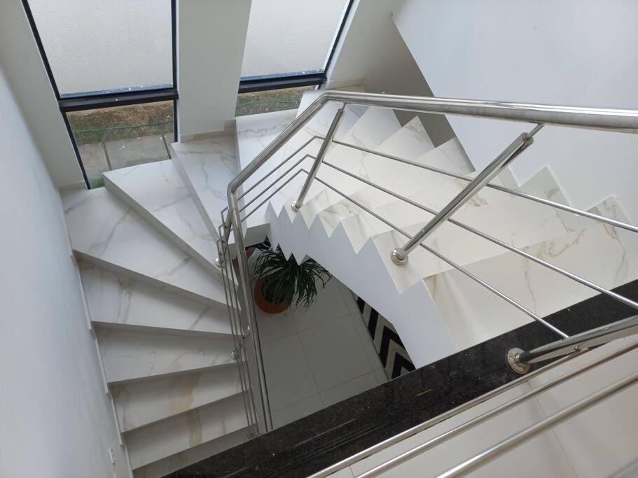 Apto. Moderno, Perto Faculdades Ulbra E Catolica. Apartamento *